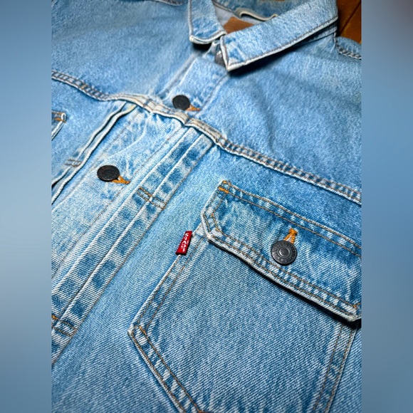 Vintage Levi's Blue Denim Jacket with Soulection Patches added - Picture 7 of 9